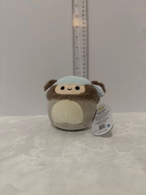 Squishmallows Dray the Yeti 3.5" Stuffed Plush
Cute yeti winter